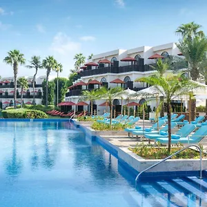 Ja Palm Tree Court, Дубай