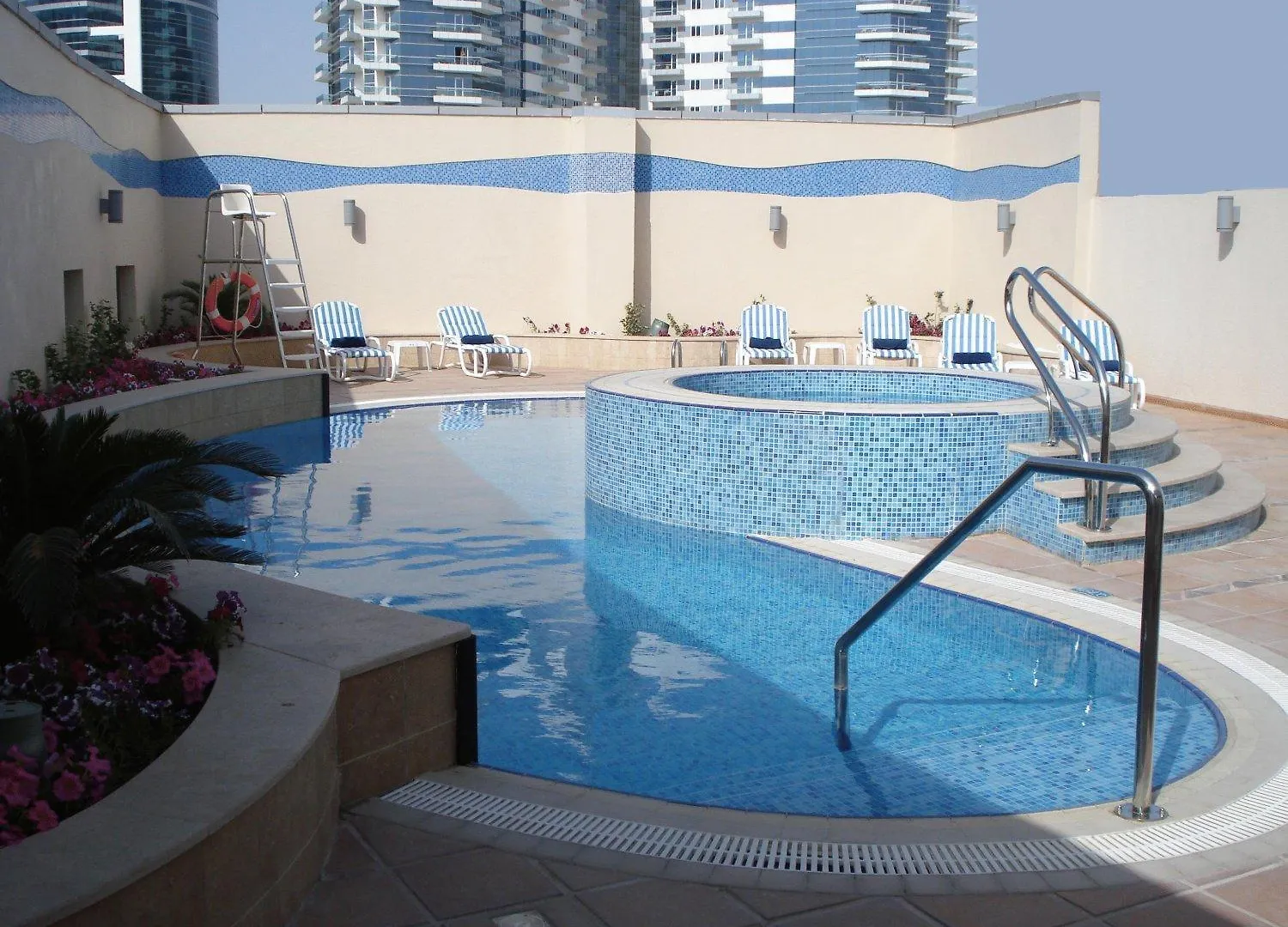 Grand Bellevue Hotel Apartment Dubai Aparthotel